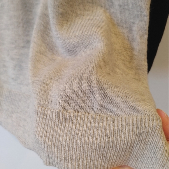 Vince Color Block Wool Cashmere Sweater Size Small - Picture 6 of 8